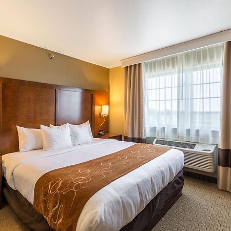 Comfort Suites Берлингтон Экстерьер фото