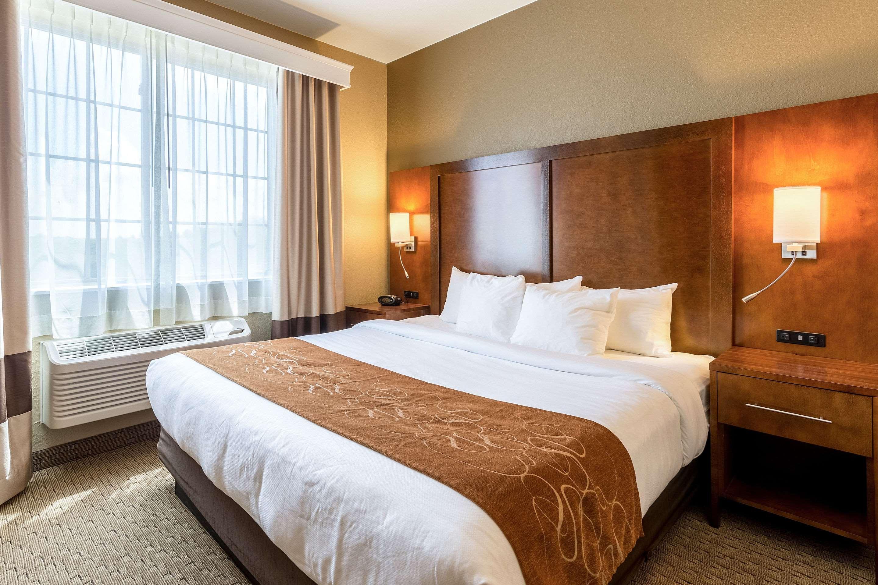 Comfort Suites Берлингтон Экстерьер фото