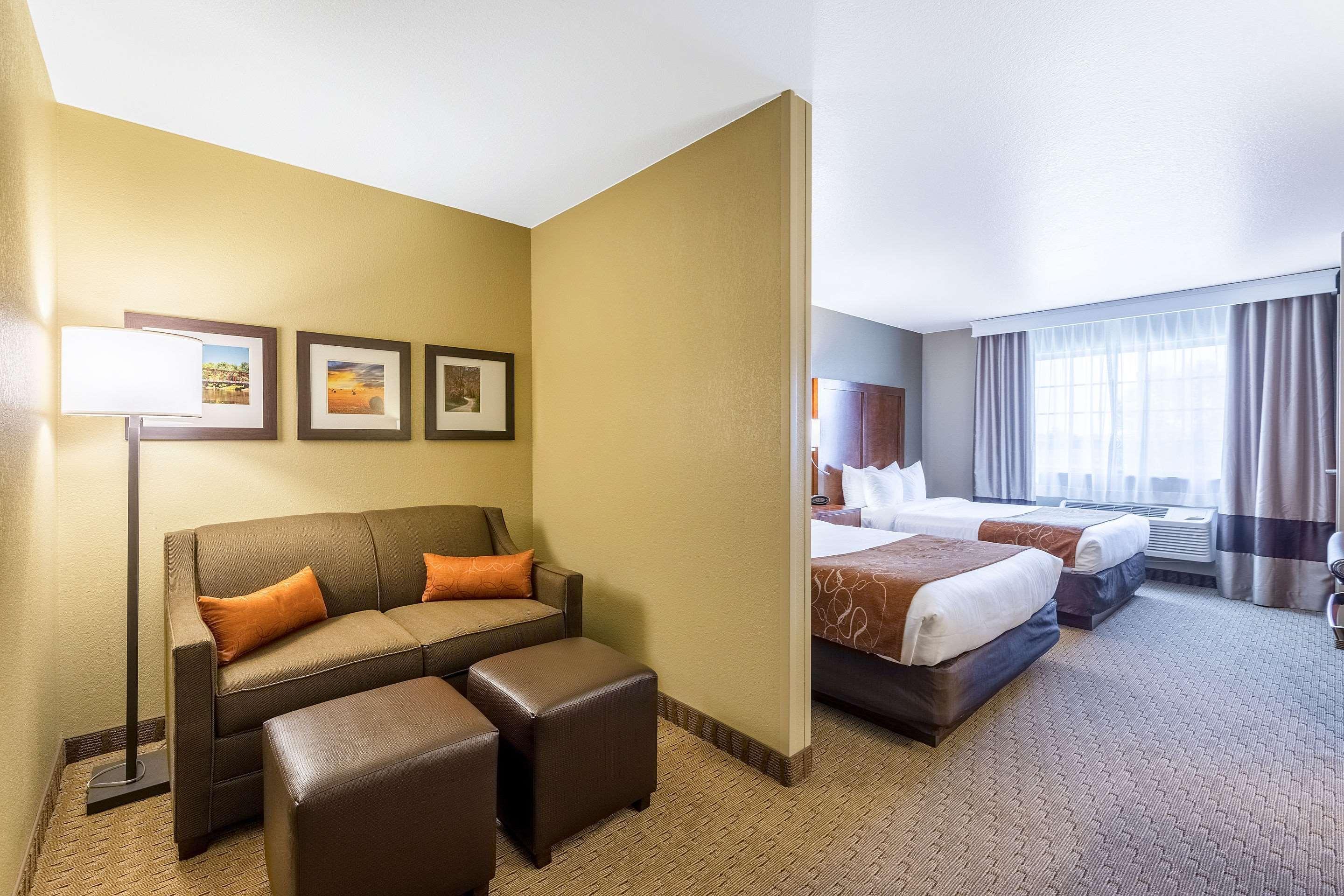 Comfort Suites Берлингтон Экстерьер фото
