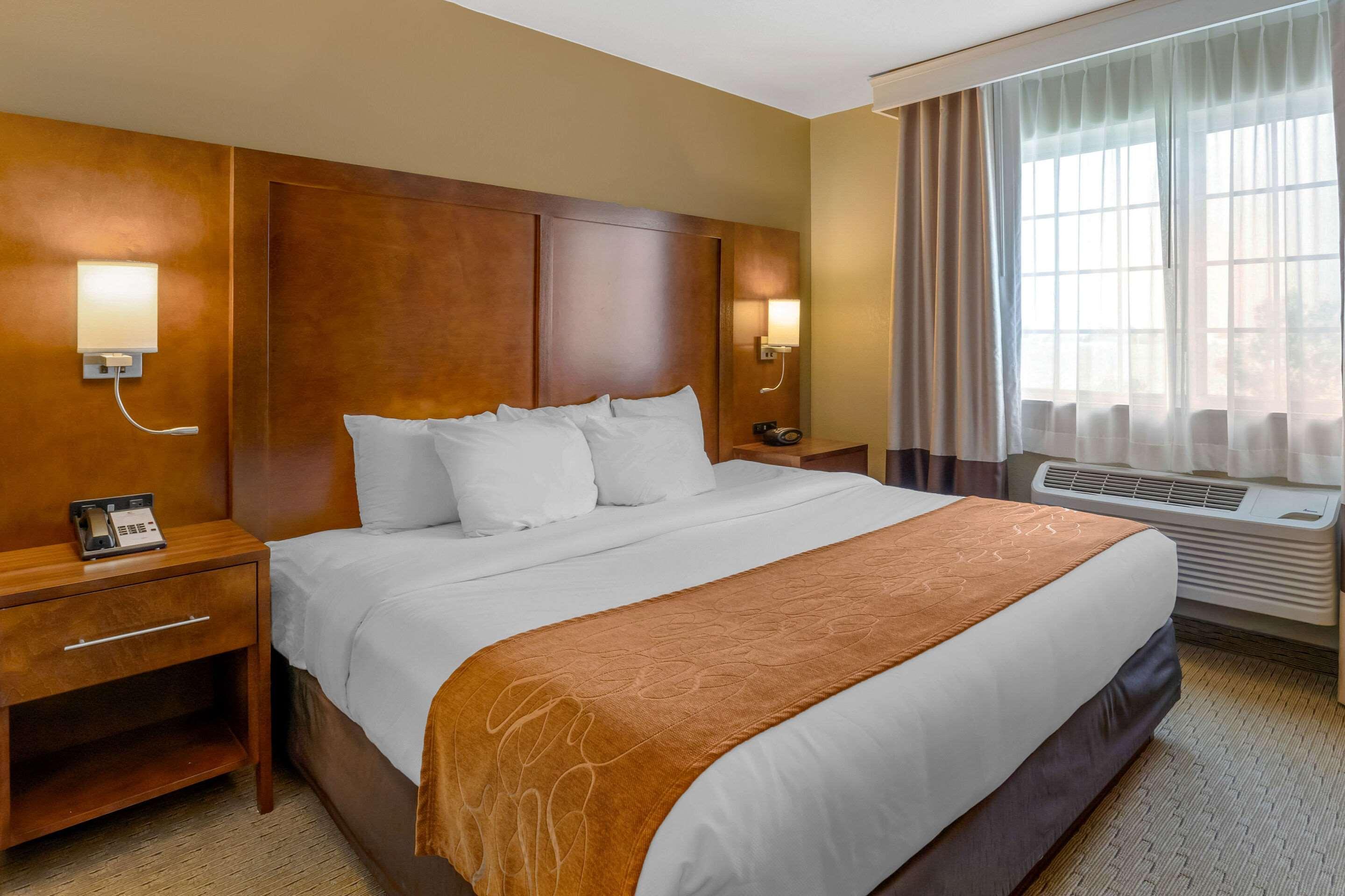 Comfort Suites Берлингтон Экстерьер фото