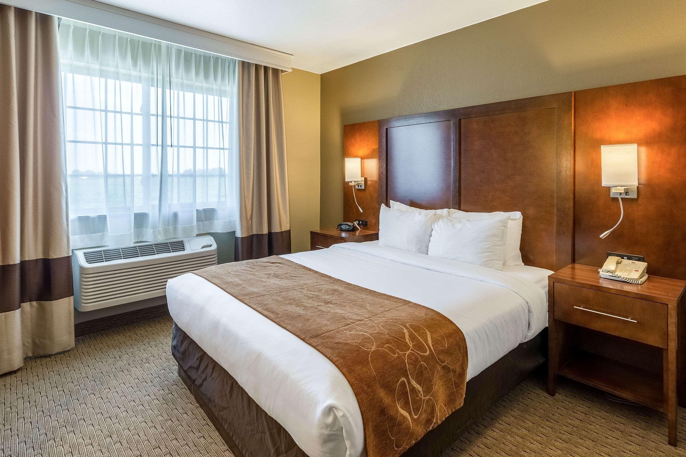 Comfort Suites Берлингтон Экстерьер фото