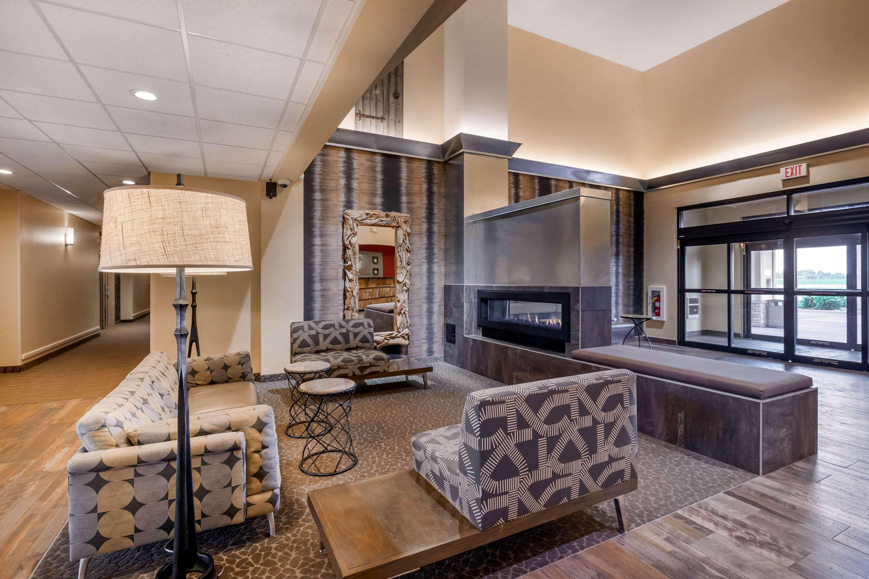 Comfort Suites Берлингтон Экстерьер фото
