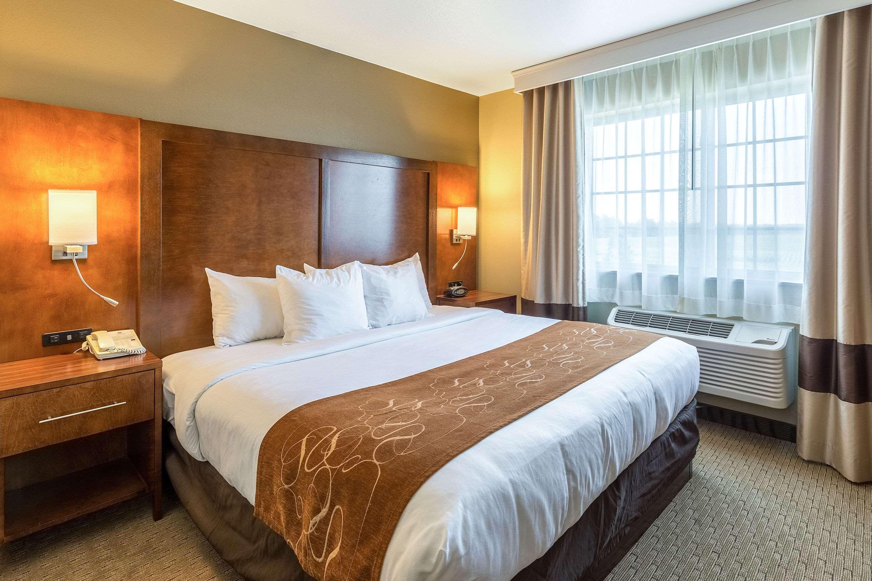 Comfort Suites Берлингтон Экстерьер фото