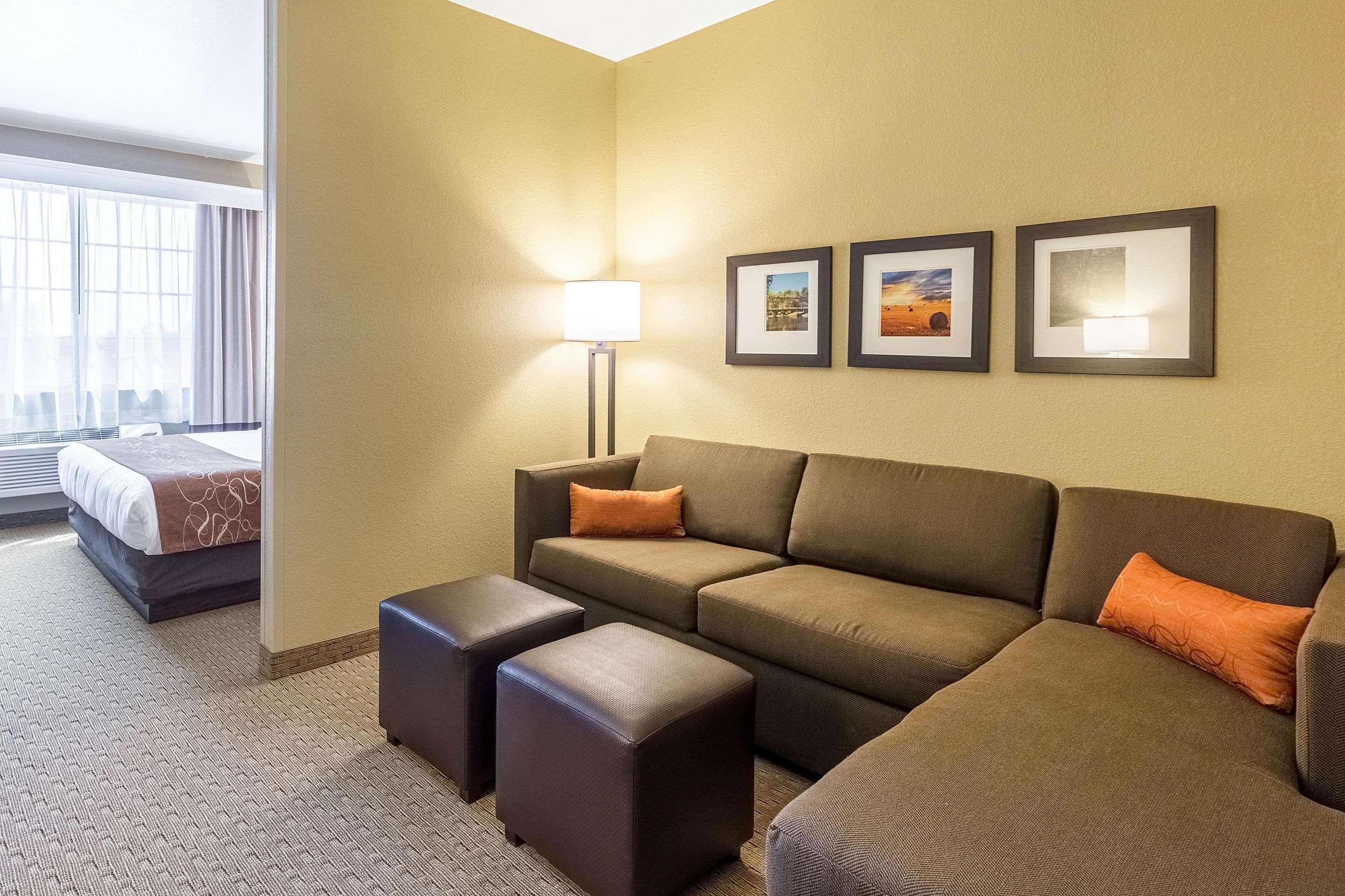 Comfort Suites Берлингтон Экстерьер фото