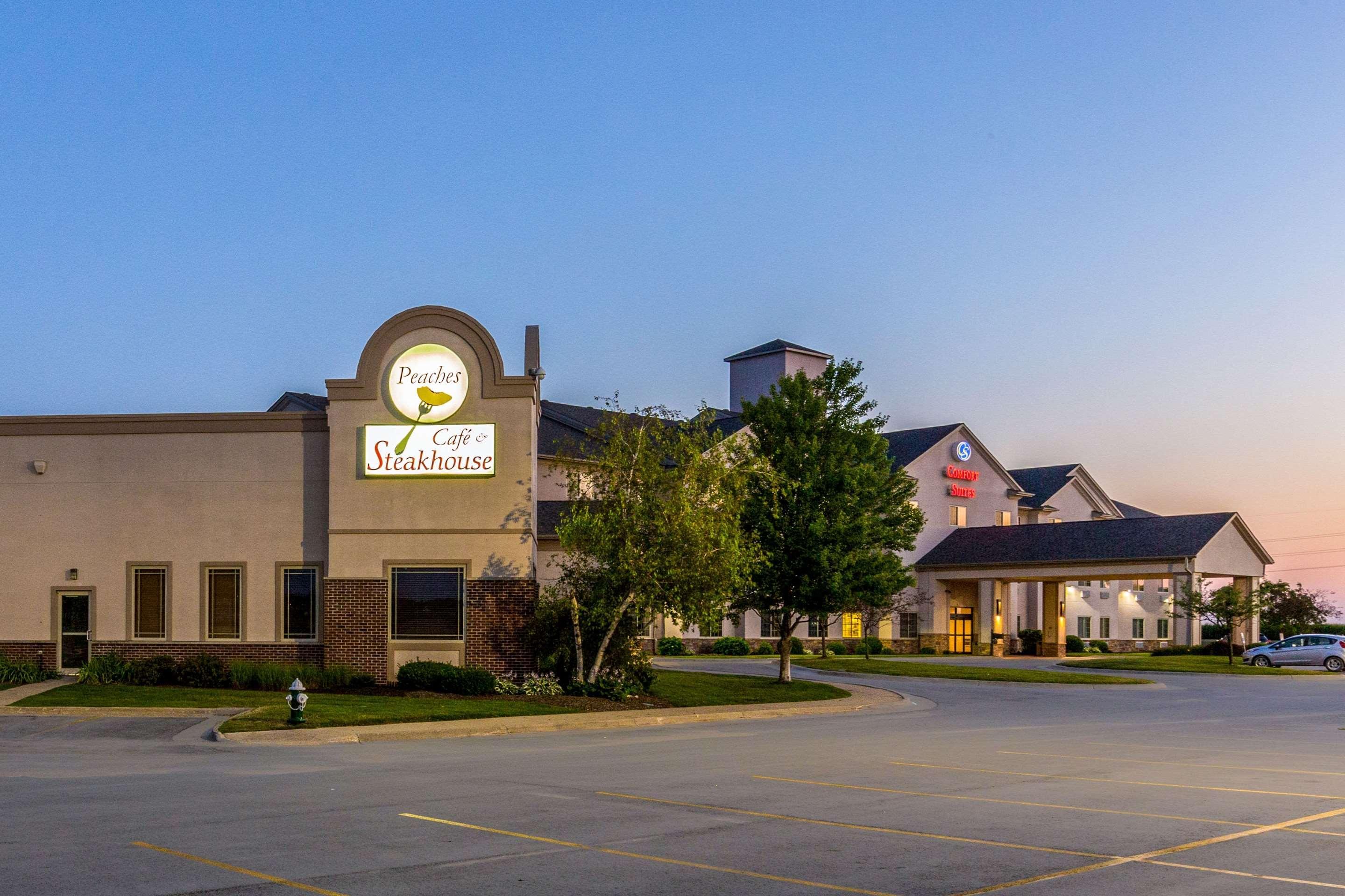 Comfort Suites Берлингтон Экстерьер фото