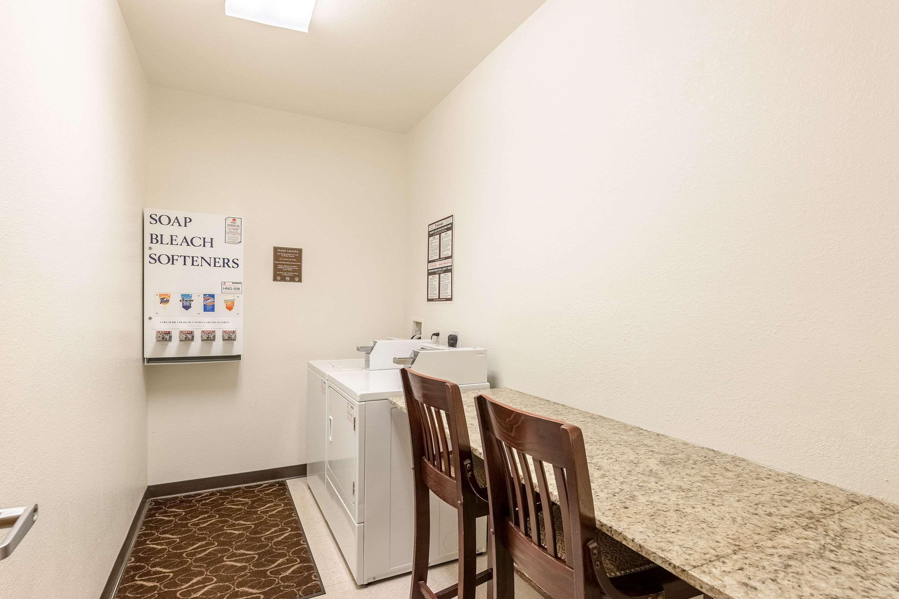 Comfort Suites Берлингтон Экстерьер фото